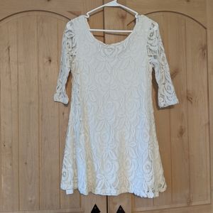 White lace dress